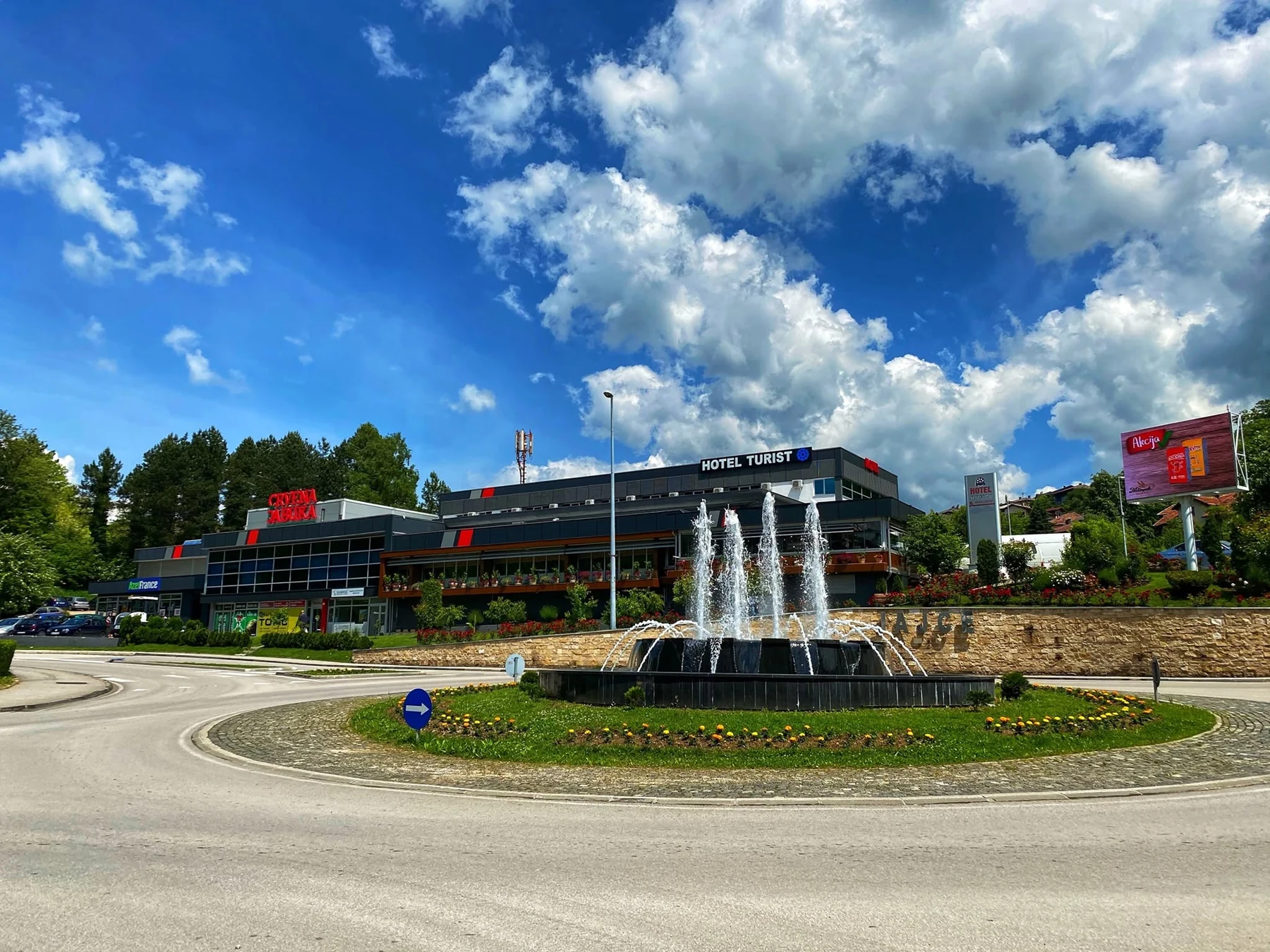 LED display Jajce – roundabout